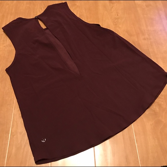 LULULEMON Low Key Tank in Burgundy - Picture 2 of 7